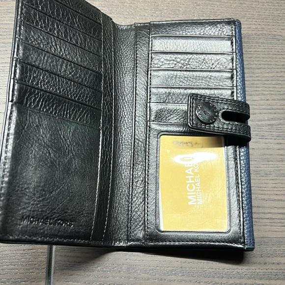 Michael Kors Blue Leather Wallet pre loved - Picture 4 of 5